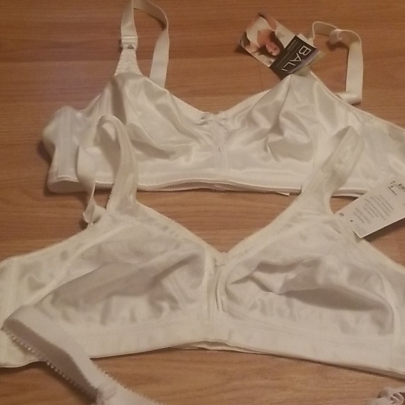 42 B wireless bra bundle - Picture 3 of 15